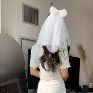 Bridal veil with faux pearls (NEW)